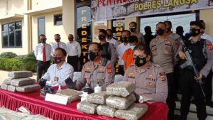 Polres Langsa Gagalkan Penyelundupan 10 Karung Ganja