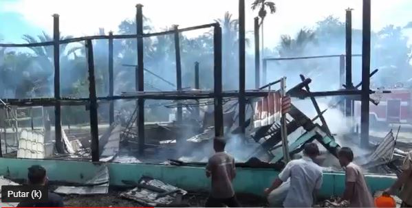 Satu Unit Meunasah Ludes Terbakar di Aceh Timur