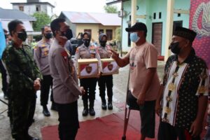 Alumni Akpol 91 Salurkan Bansos Bagi Fakir Miskin di Aceh