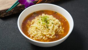 Alasan Ibu Hamil Tak Boleh Sering-sering Makan Mi Instan