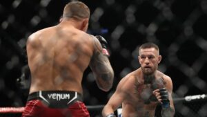 Patah Kaki di UFC 264, McGregor Disarankan Pecat Pelatih