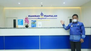 Aminullah Dinobatkan Sebagai Leader In Microfinace Empowerment Initiative, Tgk Januar Berikan Apresiasi