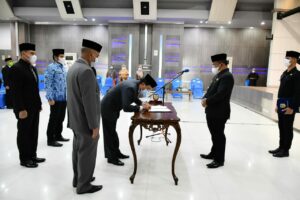 Wali Kota Lantik Enam Pejabat Struktural JPTP, Sulaiman Bakri Jabat Kadis Pendidikan