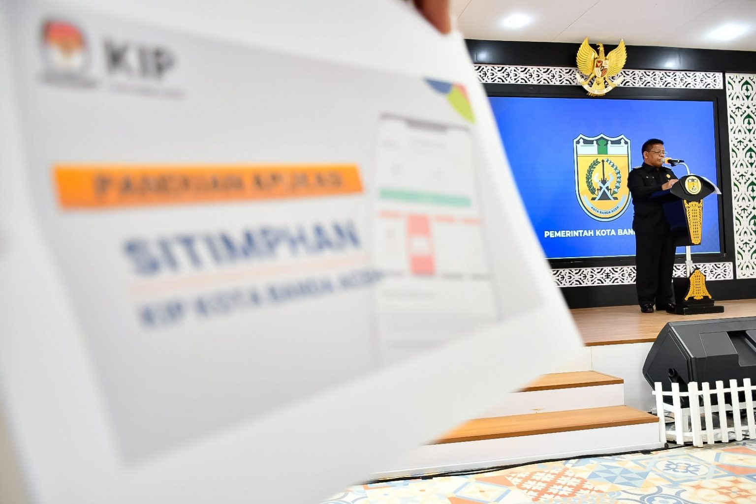 Walikota Banda Aceh Luncurkan Aplikasi “Sitimphan” Milik KIP