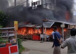Kebakaran di Lamreung Aceh Besar Hanguskan Dua Unit Ruko