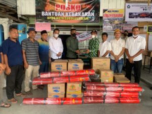 Wakil Ketua DPRA Safaruddin Berikan Bantuan Bagi Korban Kebakaran Subulussalam