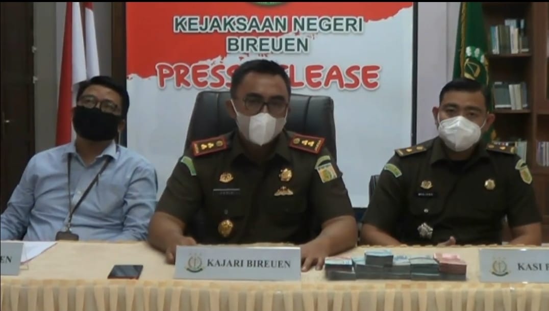 Mantan Geuchik di Bireuen Kembalikan Uang Hasil Korupsi Dana Desa Ke Kejaksaan