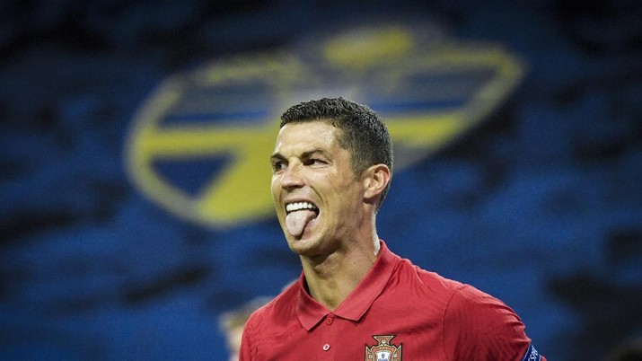 Resmi! Ronaldo Kembali ke Manchester United, Ini Bayarannya