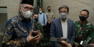 Gubernur dan Dua Pejabat di Aceh Bahas Pemanfaatan Bantaran Sungai