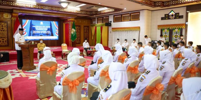 Gubernur Aceh Beri Pengarahan Kepada Lulusan IPDN Angkatan 28