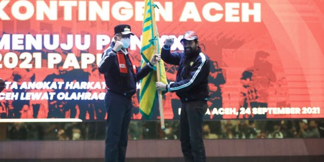 Gubernur Lepas Kontingen Aceh Menuju PON Papua