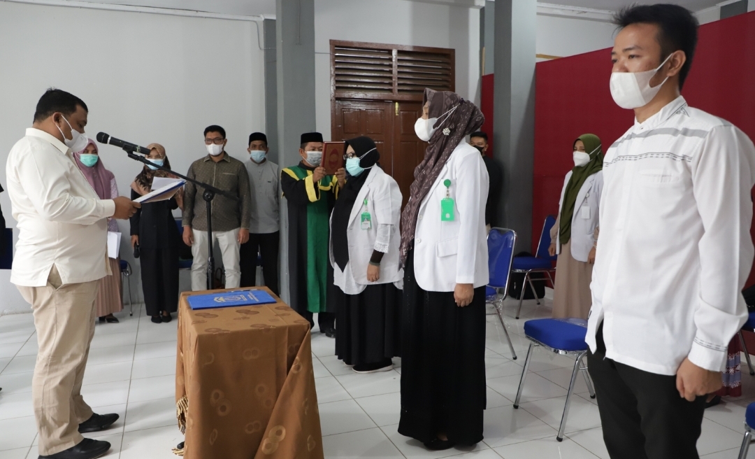 Sekda Sulaimi Lantik Direktur Baru RSUD Aceh Besar
