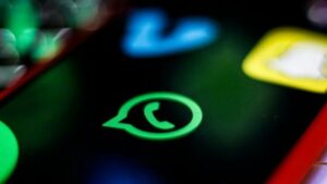 Awas! Kirim Stiker Porno di WhatsApp, Bisa Denda Rp6 Miliar Hingga Sanksi 12 Tahun Penjara