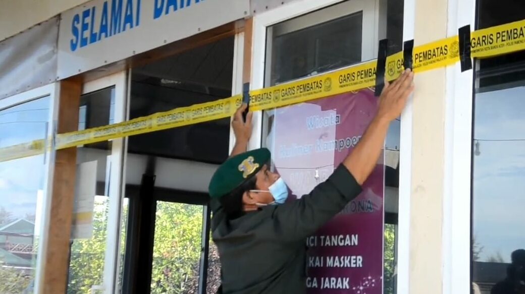 Satpol PP dan WH Banda Aceh Segel Café Pelanggar Syariat