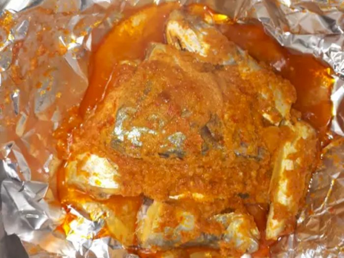 Enaknya Pepes Ikan Kembung Bumbu Merah yang Bisa Dibuat Sekarang Juga