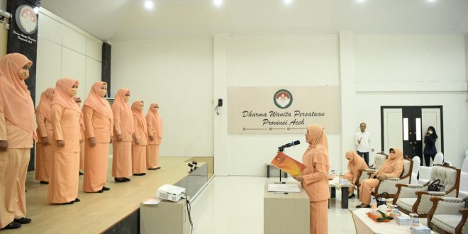 Ketua dan Pengurus DWP Dinsos dan BKA Aceh Dikukuhkan