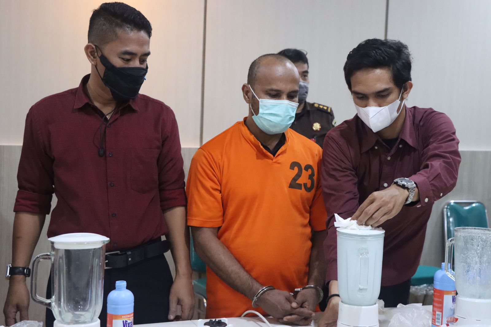 Polda Aceh Blender Barang Bukti Tujuh Kilogram Sabu