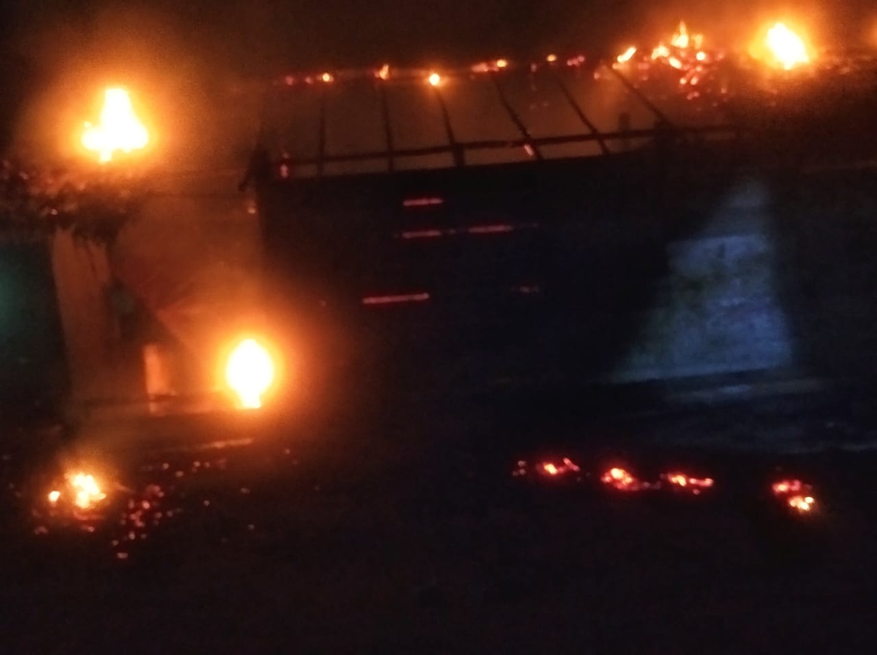 Satu Rumah Warga di Simeulue Ludes Terbakar