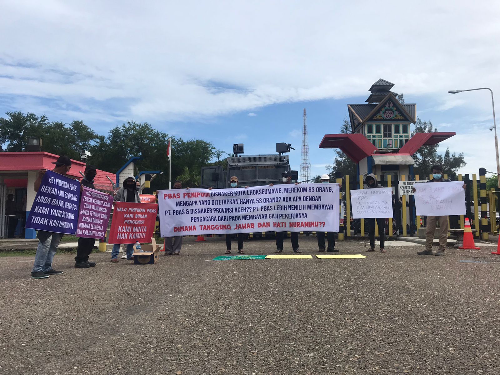 Gaji Tak Kunjung dibayar, Sejumlah Karyawan PT MITAII Gelar Unjuk Rasa