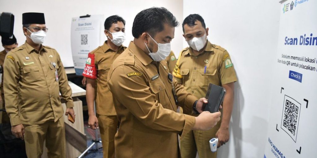 Pusat Layanan Publik di Aceh Diminta Berlakukan Aplikasi PeduliLindungi