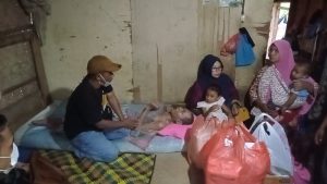 Kesulitan Ekonomi, Sebuah Keluarga di Aceh Utara Tinggal di Rumah Tak Layak Huni