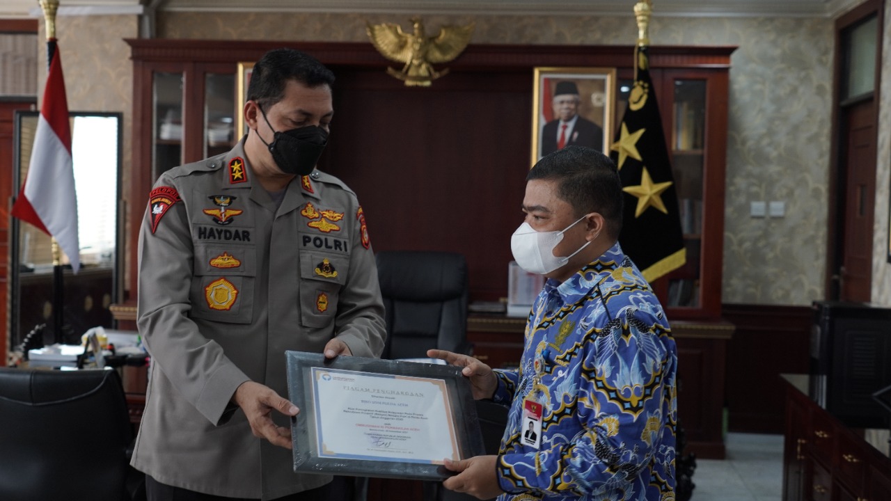 Kapolda Aceh Terima Penghargaan Rekruitment Proaktif dari Ombudsman RI