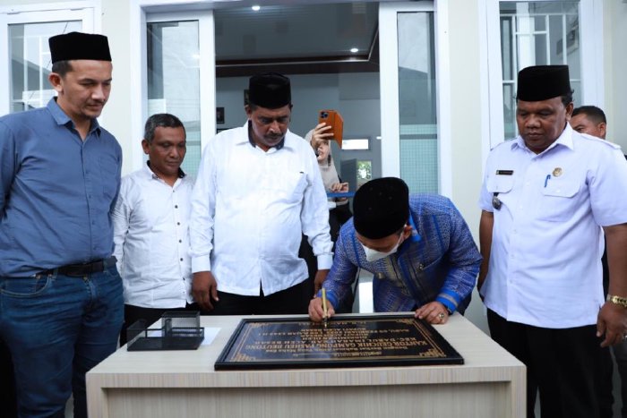 Resmikan Kantor Keuchik Pasheu Beutong, Mawardi Ali: Kantor Ini Paling Bagus di Aceh Besar