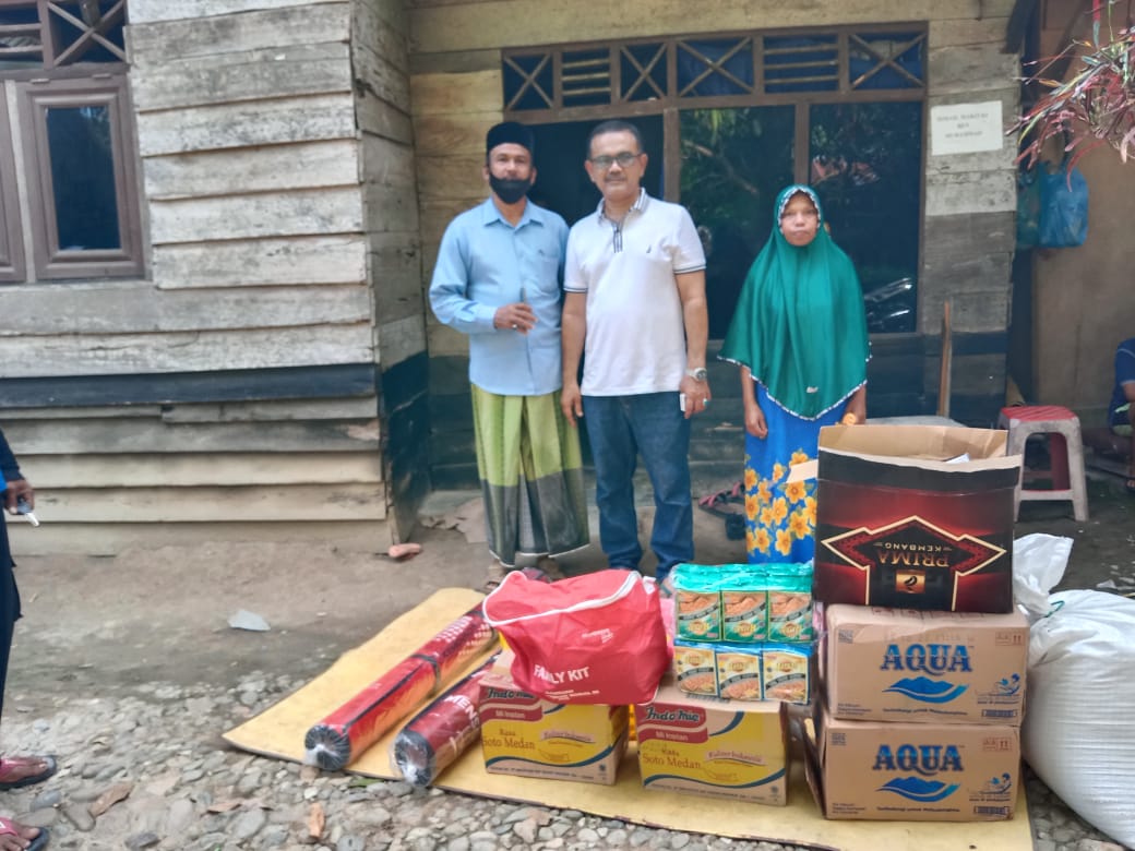 Dinsos Aceh Utara Salurkan Bantuan Masa Panik Bagi Korban Angin Puting Beliung