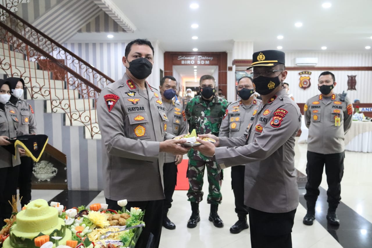 Resmikan Lift, Kapolda Aceh: Untuk Menunjang Kinerja dan Pelayanan