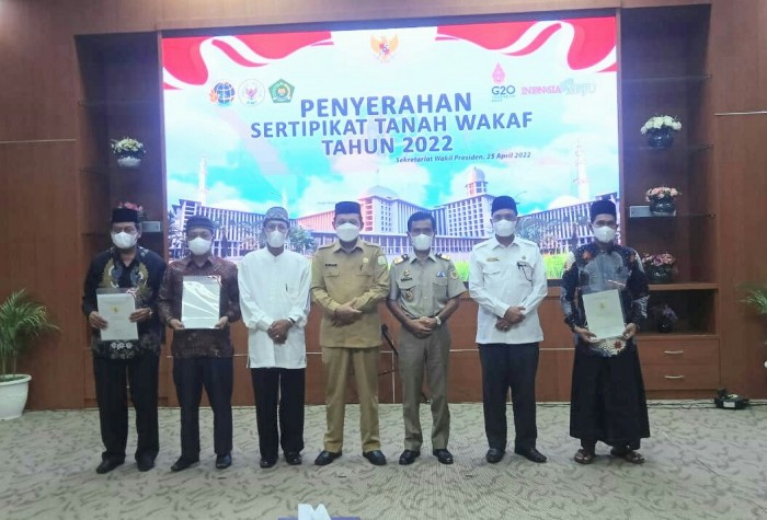 Kemenag Aceh Terima Sertifikat Tanah Wakaf 2022 Dari Pemerintah Aceh