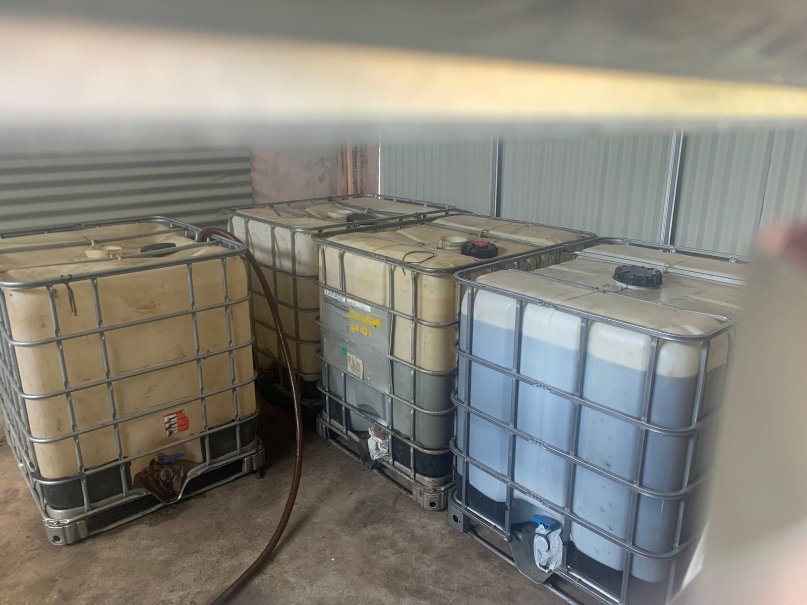 Polda Aceh Temukan Gudang Berisi 1500 Liter BBM Subsidi di Aceh Besar