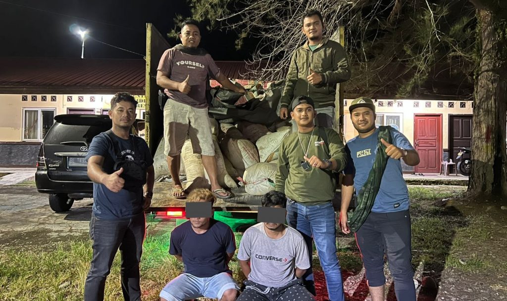 Angkut Getah Pinus Ilegal, Dua Pria Diamankan Polisi di Abdya
