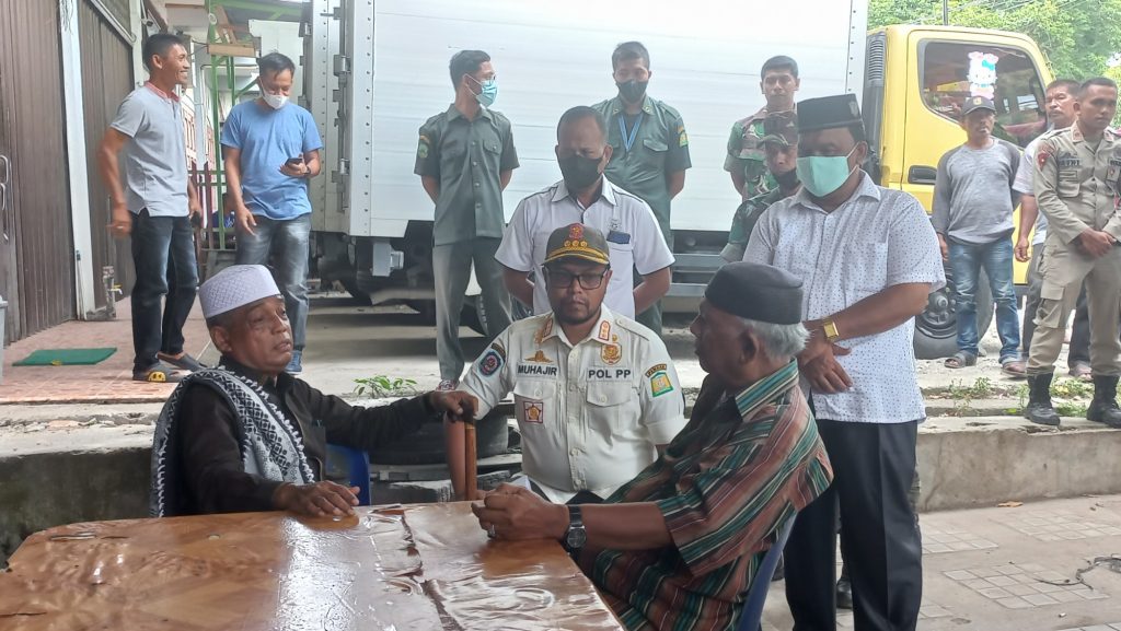 Wakil Bupati Aceh Besar Pimpin Pembongkaran Lokasi Prostitusi
