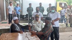 Wakil Bupati Aceh Besar Pimpin Pembongkaran Lokasi Prostitusi Wakil Bupati Aceh Besar Pimpin Pembongkaran Lokasi Prostitusi