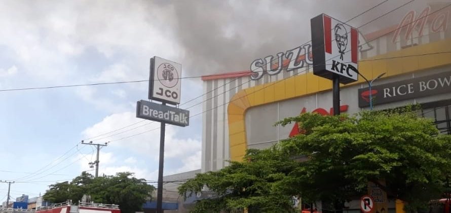 Breaking News! Suzuya Mall Banda Aceh Kebakaran