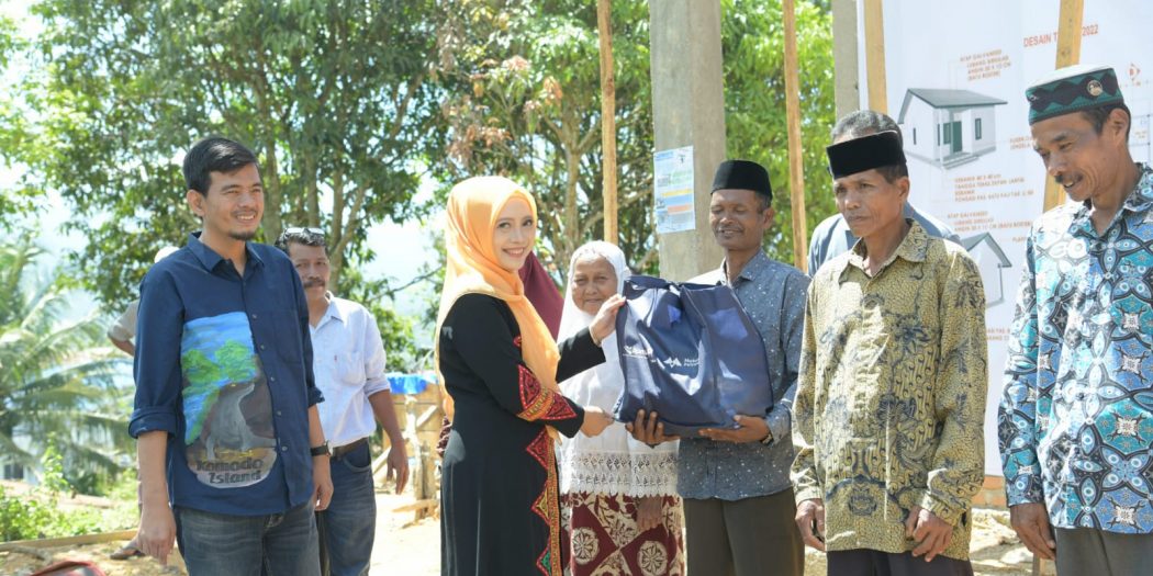 Tinjau RLH di Blangkejeren, Dyah Inginkan Peningkatan Mutu Hidup Penerima Manfaat
