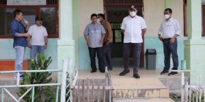 Tinjau SMA di Simeulue, Sekda Aceh Ingatkan Kepala Sekolah Terapkan BEREH