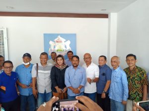 Ismail Rasyid Resmi Daftar Calon Ketua Kadin Aceh