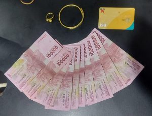 Polisi Tangkap Pelaku Pencurian Emas Seberat 62 Mayam dan Uang 10 Juta