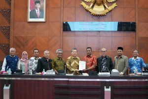 DPR Aceh Terima Draft Revisi UU RI Nomor 11 2006 Tentang UUPA