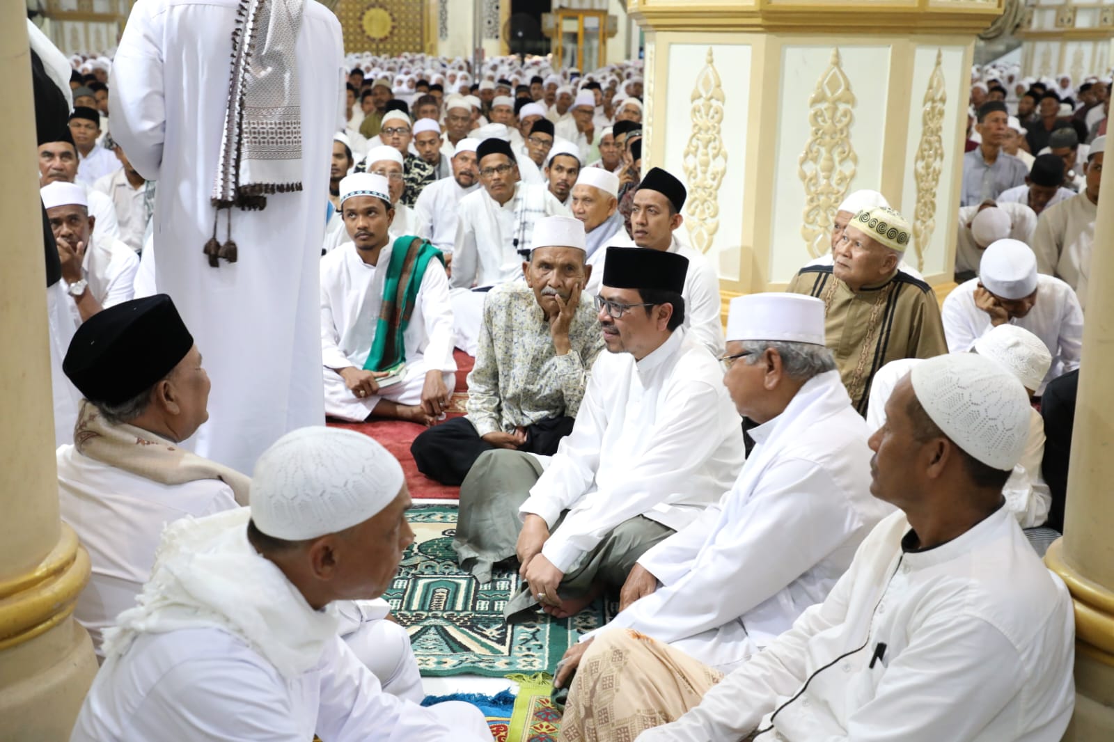 Hadiri Tawajjuh Akbar, Pj Bupati Aceh Utara Ajak Jamaah Perbaiki Kualitas Ibadah Hadiri Tawajjuh Akbar, Pj Bupati Aceh Utara Ajak Jamaah Perbaiki Kualitas Ibadah