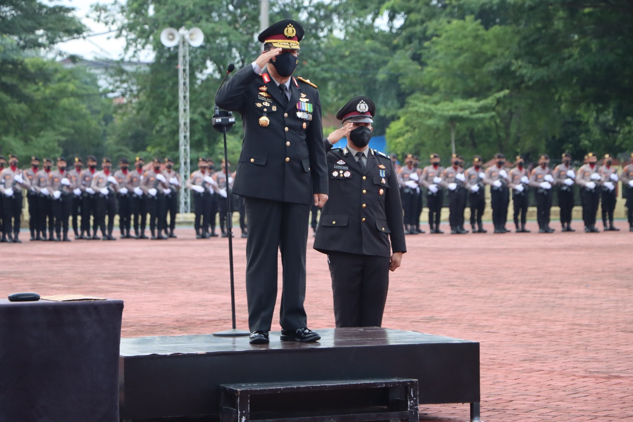 Peringati Hari Pahlawan, Wakapolda Aceh: Panjatkan Doa Terbaik untuk Segenap Pahlawan Bangsa Peringati Hari Pahlawan, Wakapolda Aceh: Panjatkan Doa Terbaik untuk Segenap Pahlawan Bangsa