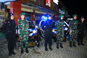 Keren, Polwan dan Kowad Kompak Jaga Keamanan Bareng di KTT G20