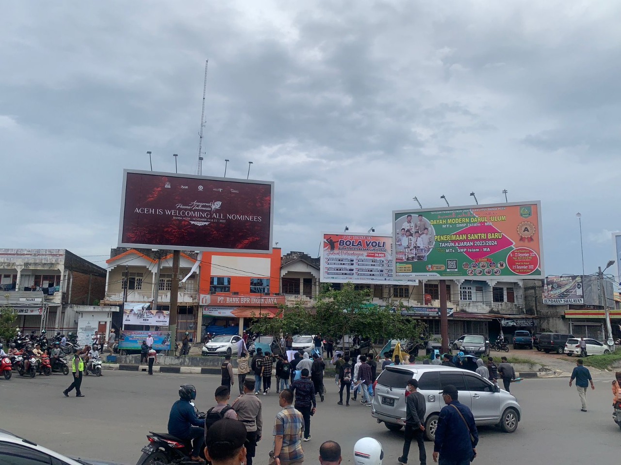 Usai Diperiksa, Polisi Bebaskan Pendemo Kedatangan Anies di Aceh Usai Diperiksa, Polisi Bebaskan Pendemo Kedatangan Anies di Aceh