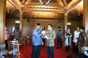Senator Cerita Permasalahan Aceh ke Anies Baswedan