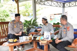 Silaturrahmi Kapolres ke Kediaman Ulama Bireuen