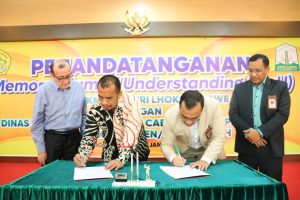 Perkutat Vokasi, Poltek Lhokseumawe Teken MoU Dengan Disdik Aceh