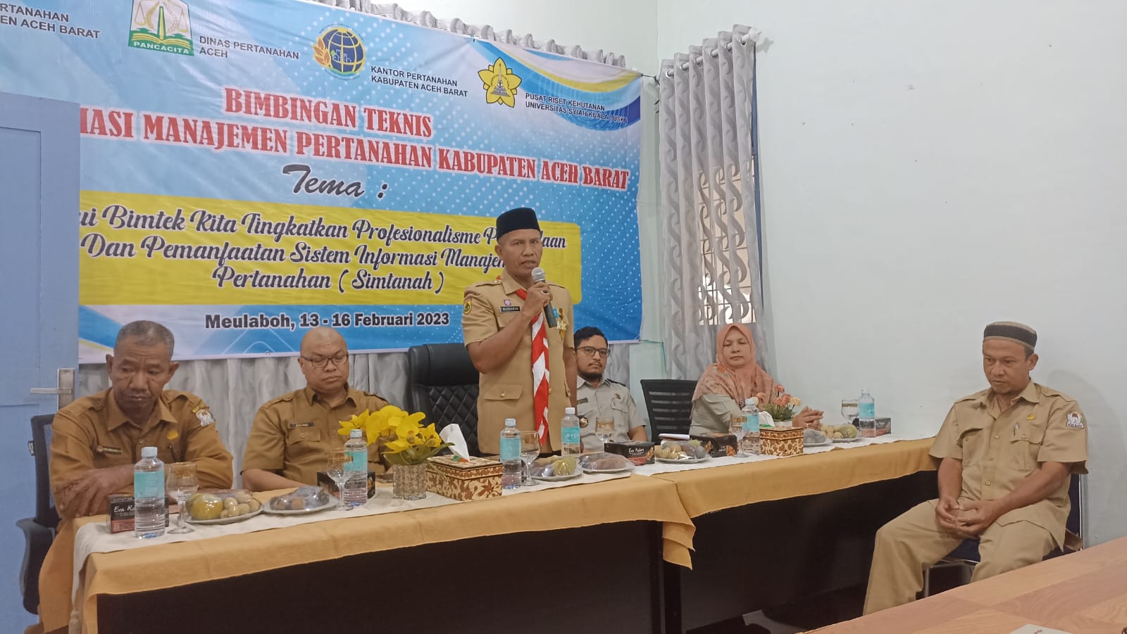 Sekretaris Daerah Aceh Barat Buka Bimtek SIMTANAH Sekretaris Daerah Aceh Barat Buka Bimtek SIMTANAH