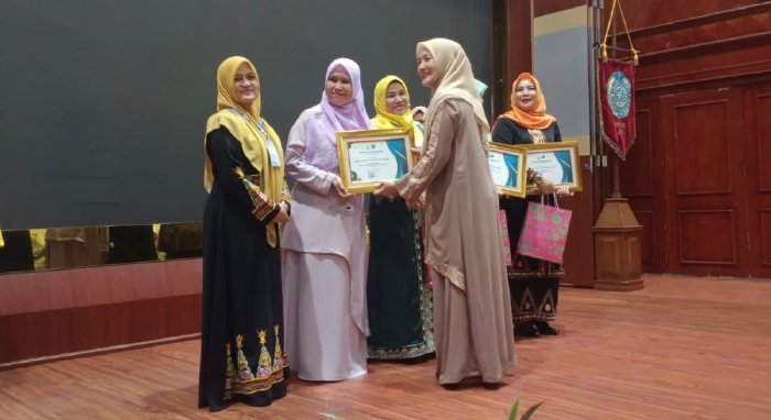 Aceh Besar Raih Penghargaan Penurunan Stunting dan Pelaksanaan Sub PIN Polio