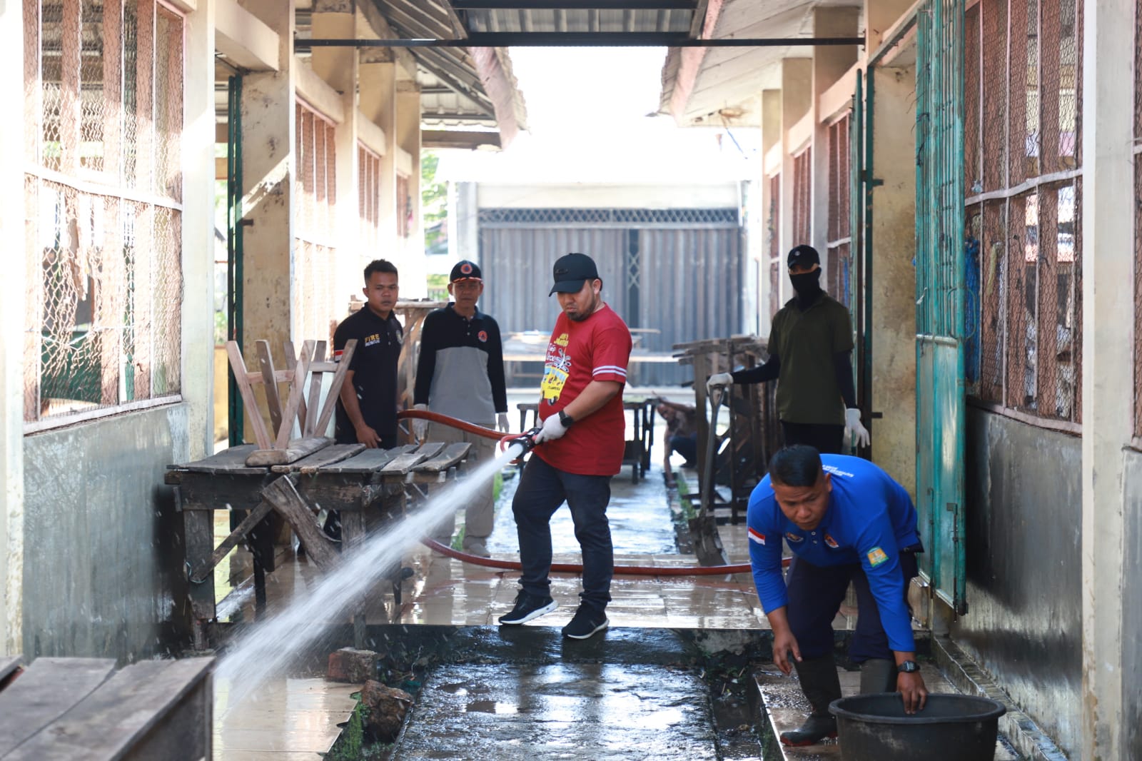 Pj Bupati Iswanto ajak Pelaku Usaha Jaga Kebersihan dan Keasrian Pasar Sibreh